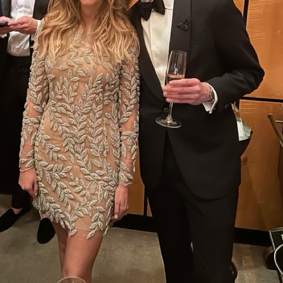 Oscar de la Renta | Long Sleeve Crystal Leaves Cocktail Dress - Picture 6 of 6